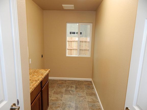 5th image of 3537 Bellerock Dr