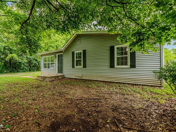 2nd image of 5202 Murphy Rd