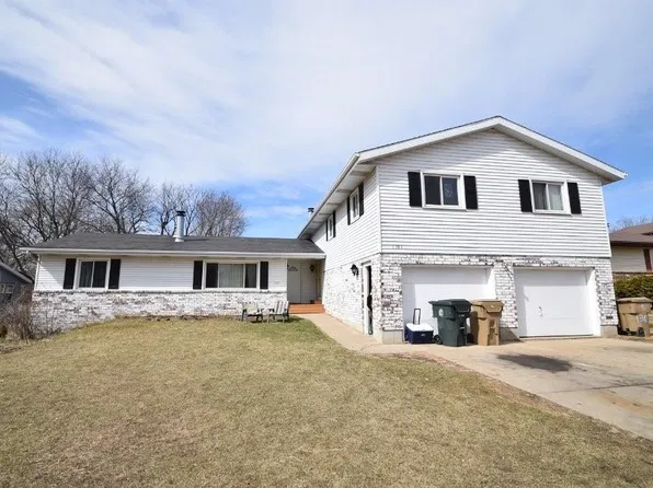 1302-1304 S Thompson Dr, Madison, WI 53716