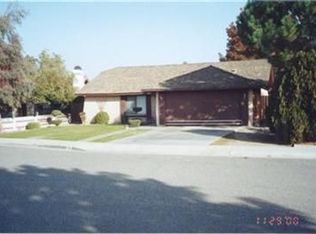 6008 Ringwood St, Bakersfield, CA 93313