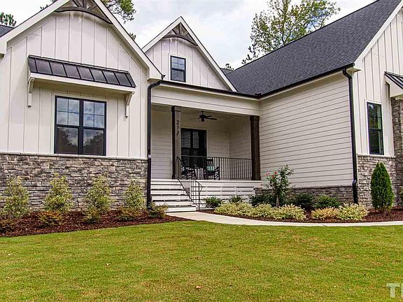 2nd image of 213 Holbrook Hill Ln