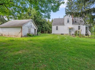 106 Lutes Rd, Finleyville, PA 15332
