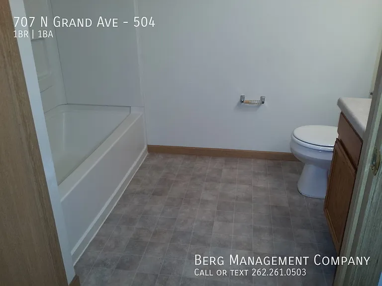 707 N Grand Ave #504 — Photo 5