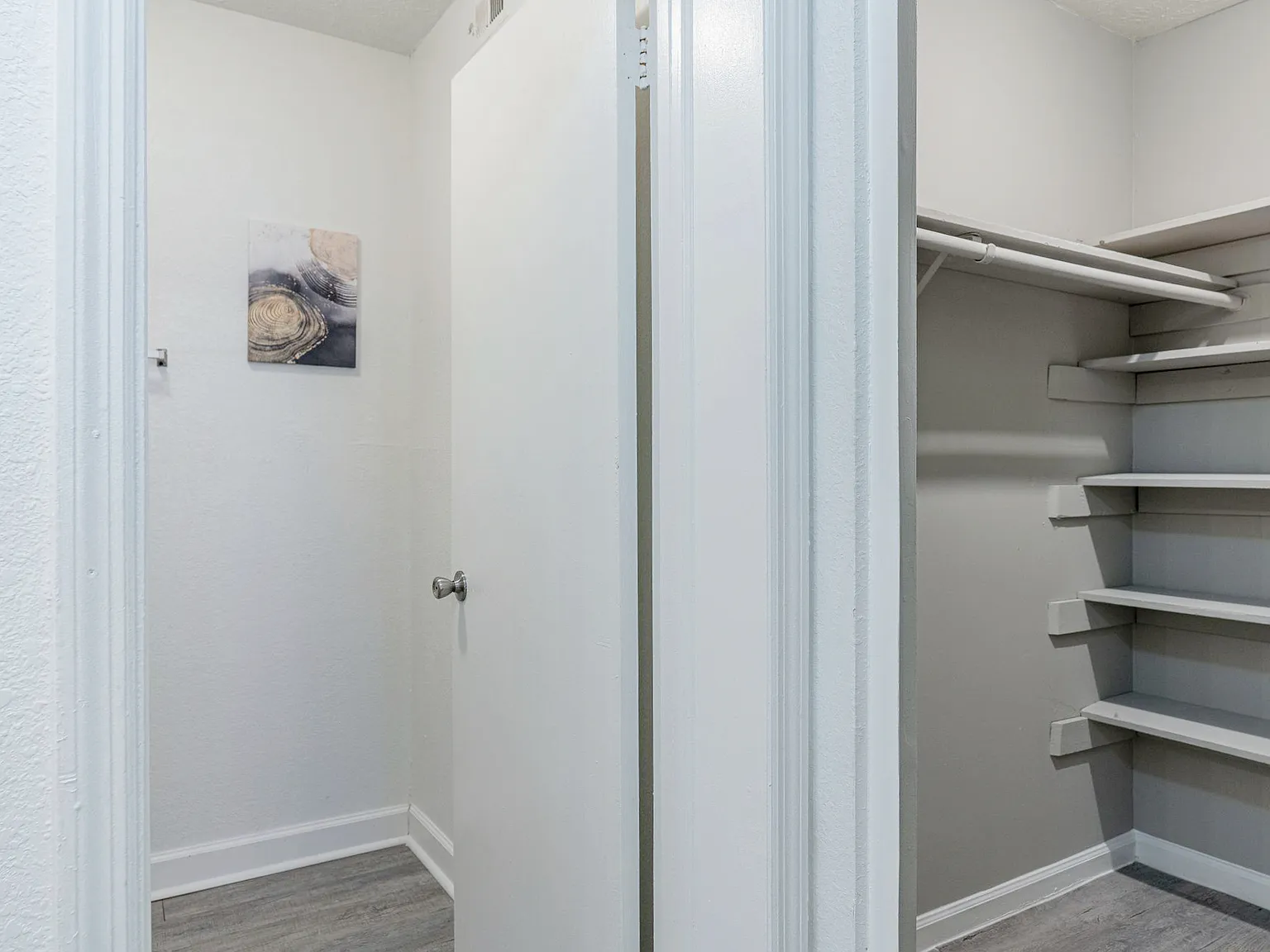 4 bed, 2.0 bath, $1,252 — Photo 3