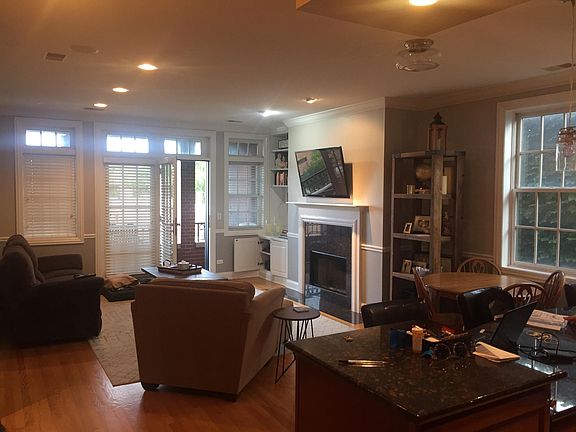 2nd image of 3504 N Southport Ave