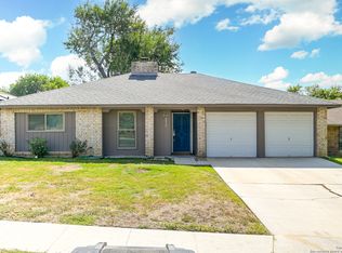 6422 Ridge Circle Dr, San Antonio, TX 78233