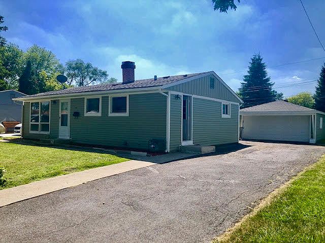 1st image of 155 Golfview Ln