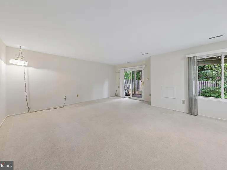 10739 Mist Haven Ter — Photo 16