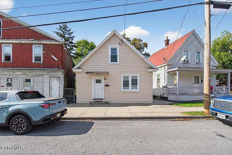 5th image of 1857 Foster Avenue