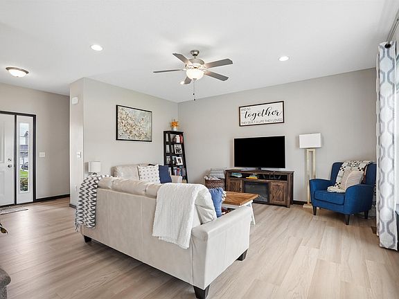 4th image of 1255 Partridge Ln