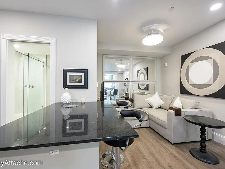 1521 Corcoran St NW #1 — Photo 4
