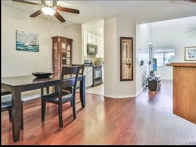 1st image of 18645 Hatteras St Unit 221