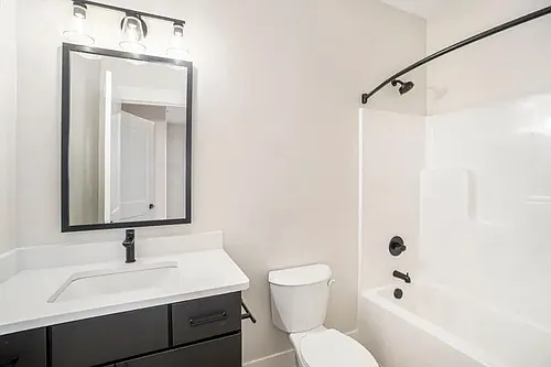 5434 32nd Ave #211 Photo 1