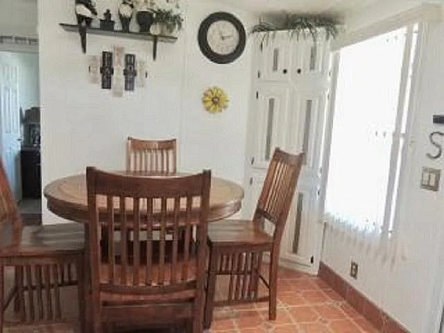 2182 Horseshoe Drive — Photo 2