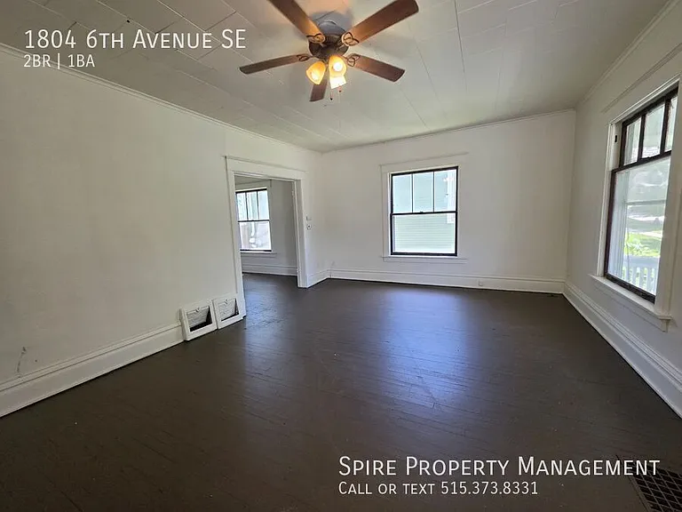 1804 6th Ave SE — Photo 2