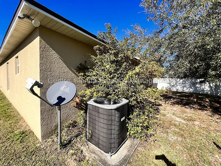 5647 Sycamore Canyon Dr — Photo 22