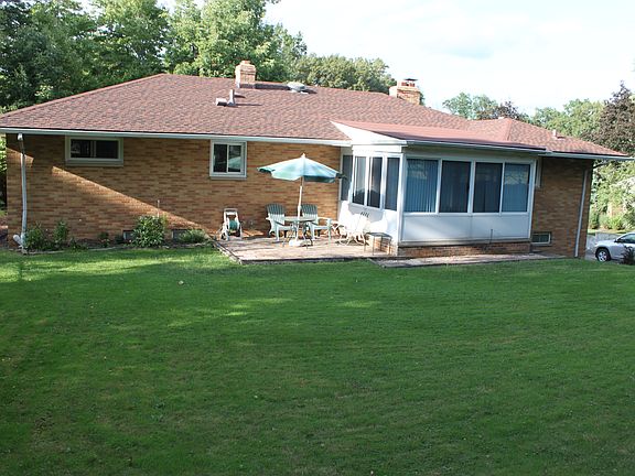 5th image of 66 Skyview Dr
