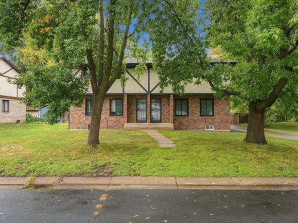 1321 Fireside Dr NE, Fridley, MN 55432