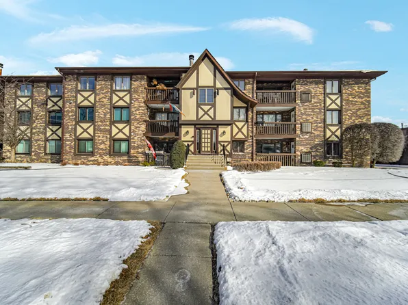 13751 Lamon Ave APT 106, Crestwood, IL 60418