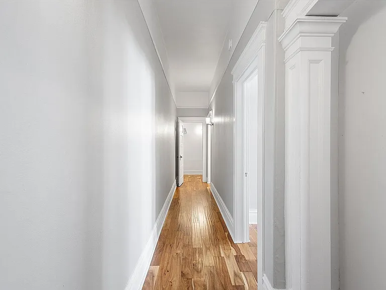 1429 Grand St #A - 1 bedroom | 1 bathroom — Photo 8