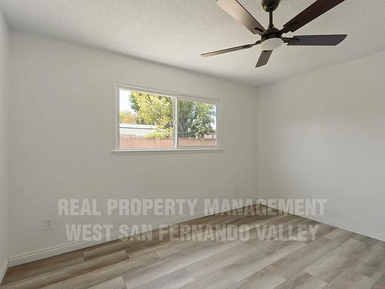 7749 Kentland Ave — Photo 22