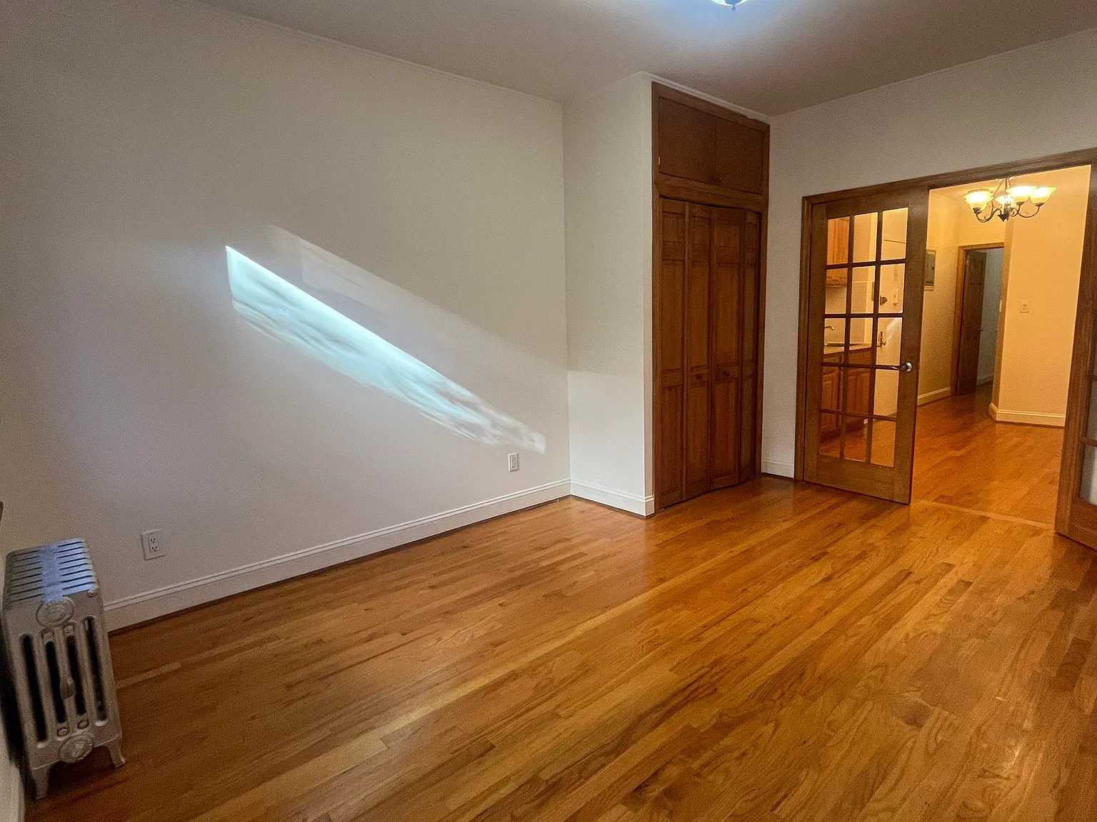 22 Saint Mark's Place — Photo 3