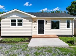 214 School Ln, Rio Grande, NJ 08242