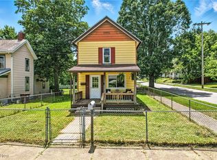 693 W Wilson St, Salem, OH 44460