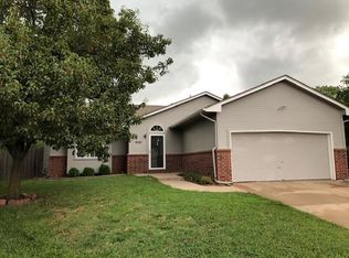 4342 N Woodlawn Ct, Wichita, KS 67226