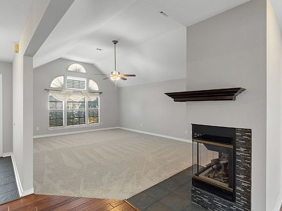 5th image of 148 Long Pointe Dr