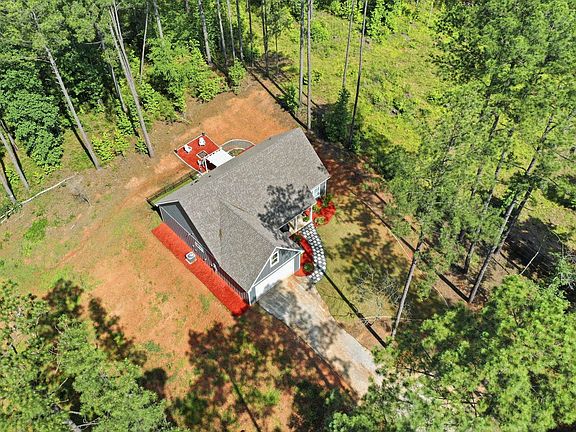 3rd image of 191 Crooked Creek Bay Rd