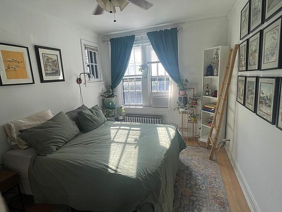 5th image of 4881 N Paulina St APT 2A