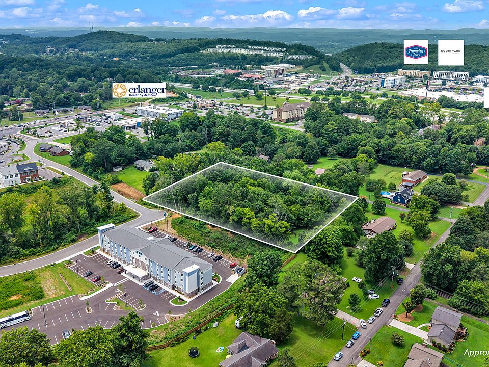 1st image of NW Robinhood Dr