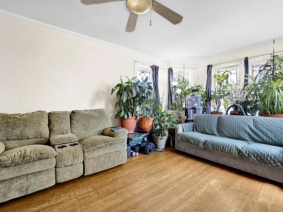 5th image of 7746 Tripp Ave