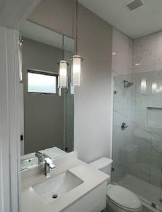 3rd image of 2729 Weisenberger St #102-104