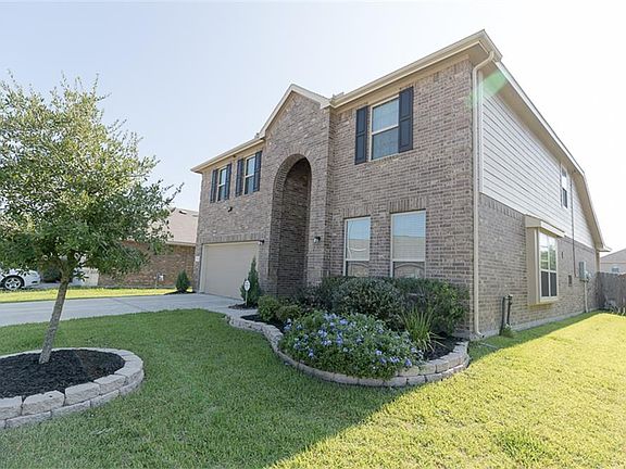 3rd image of 11210 Royal Sands Ct