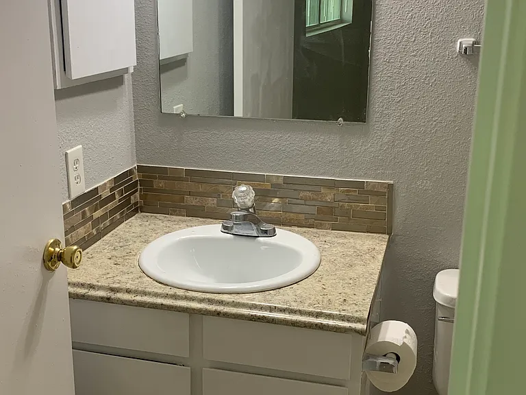8503 Glen Ct — Photo 7