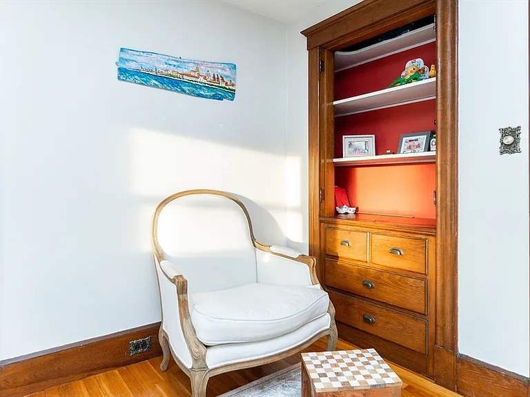 322 Humphrey St #1 — Photo 7