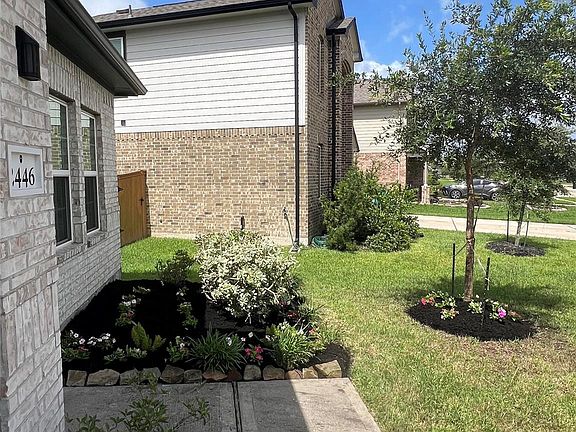 4th image of 2446 Palisade Crest Dr