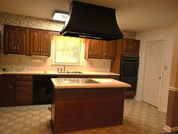 view of Kitchen with Kitchen aid appliances