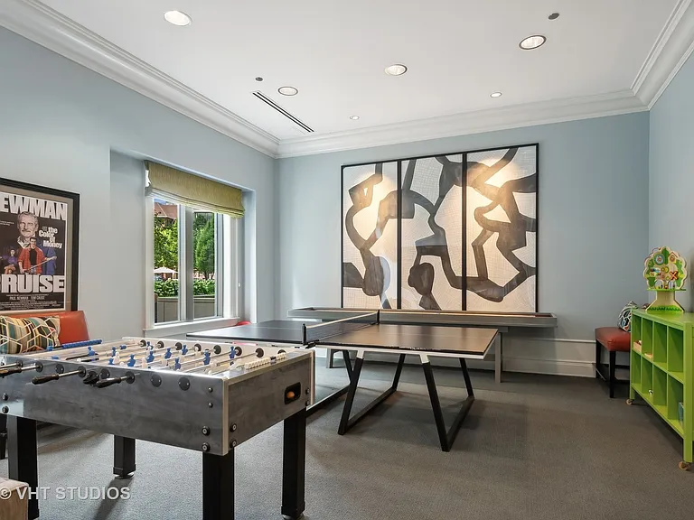 2550 N Lakeview Ave #S204 — Photo 21