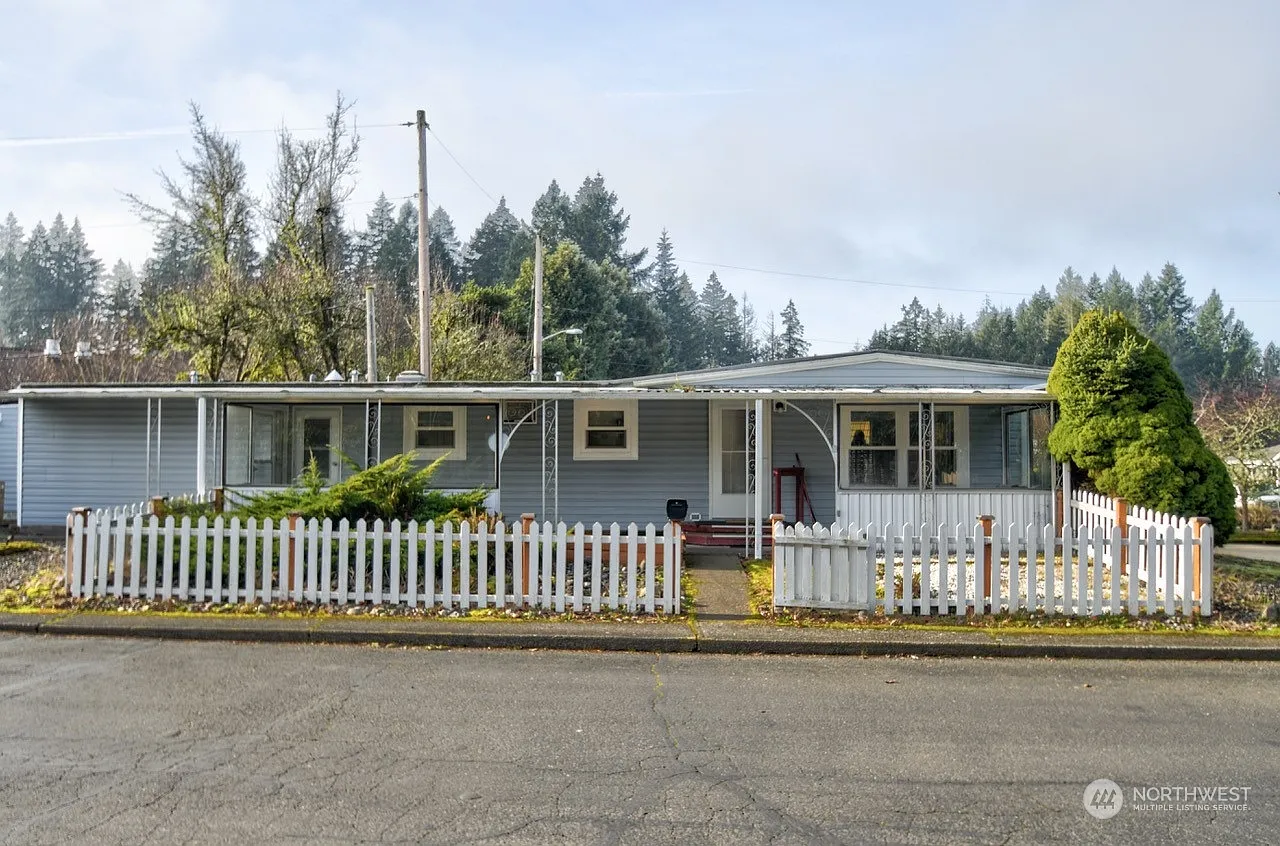 930 Trosper Road SW #127 photo 1