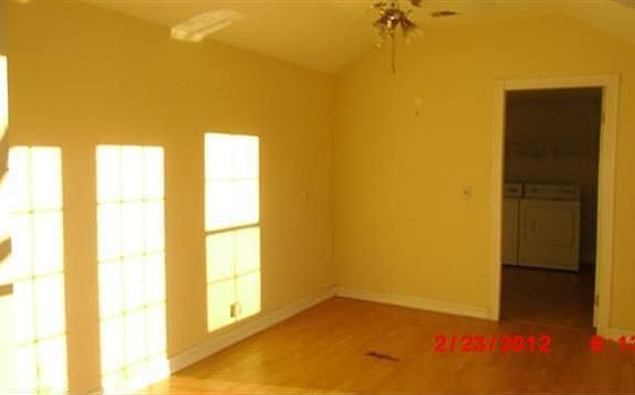 5th image of 7333 Quiet Oak Ln