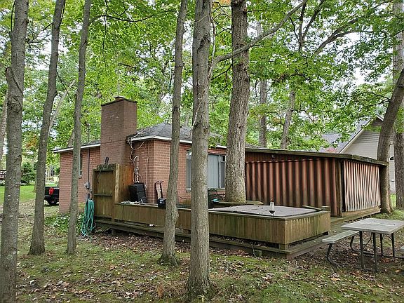 2nd image of 234 Ellsworth Lake Dr