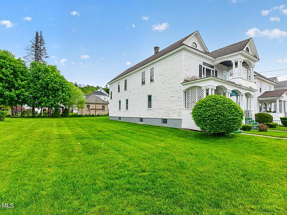 3rd image of 357 Division Street