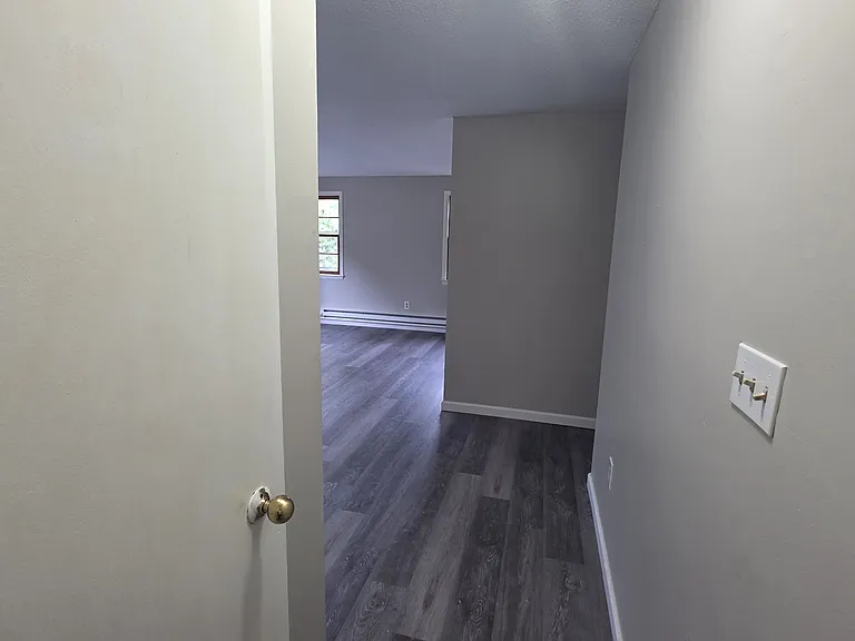 90 Willis St #2 — Photo 3