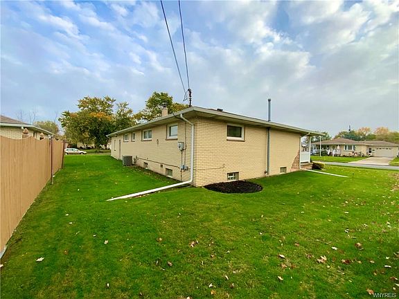 4th image of 48 Trudy Ln