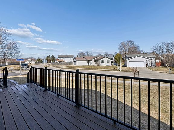 4th image of 2201 Fisher Ct NW