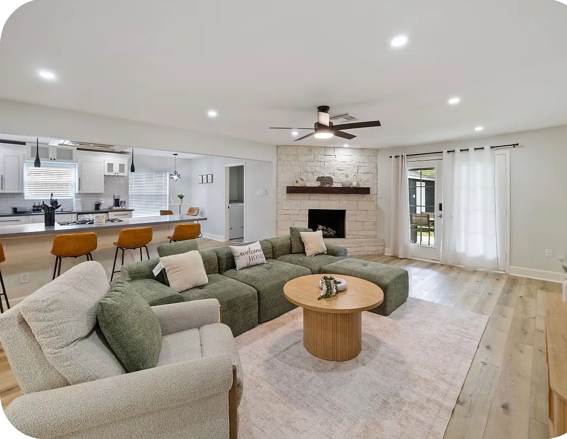 3 bed, 2017 sqft, $3,800 — Photo 4