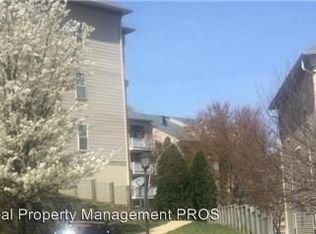 1060 Gardenview Loop APT 402, Woodbridge, VA 22191